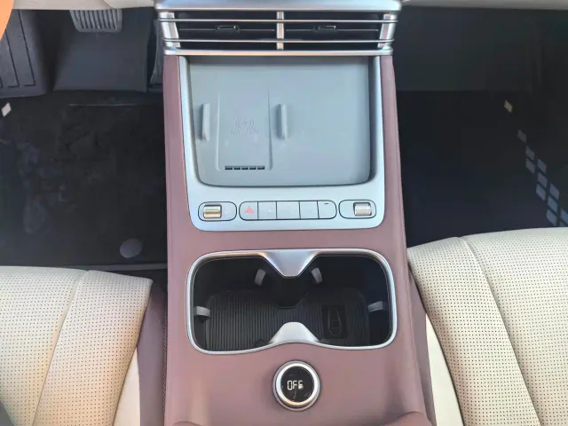 BYD Seal 07 DM-i — Фото автомобиля 11