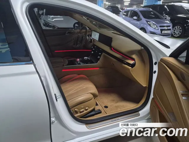 Genesis G80 Бензин 2.5 турбо AWD — Фото автомобиля 12