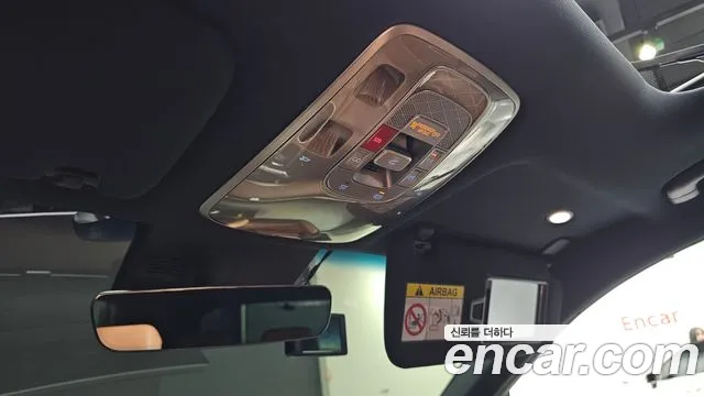 Genesis GV70 — Фото автомобиля 16