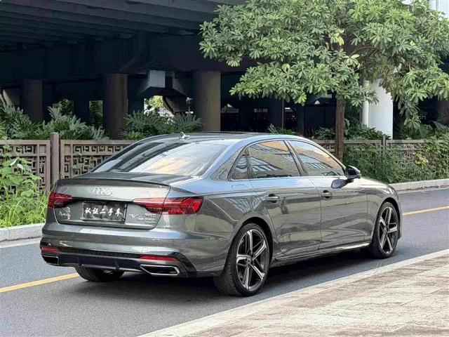 Audi A4L — Фото автомобиля 4