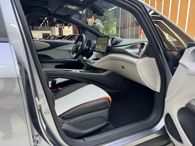 BYD Dolphin — Фото автомобиля 9
