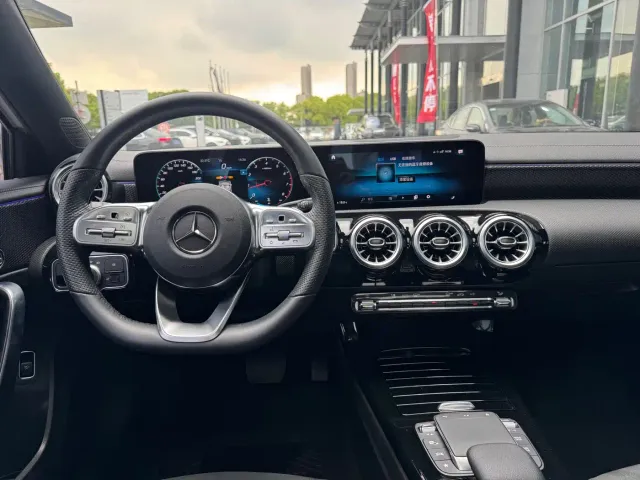 Mercedes-Benz Mercedes-Benz A-Class 2022 A 200 L Sport Sedan Style — Фото автомобиля 9