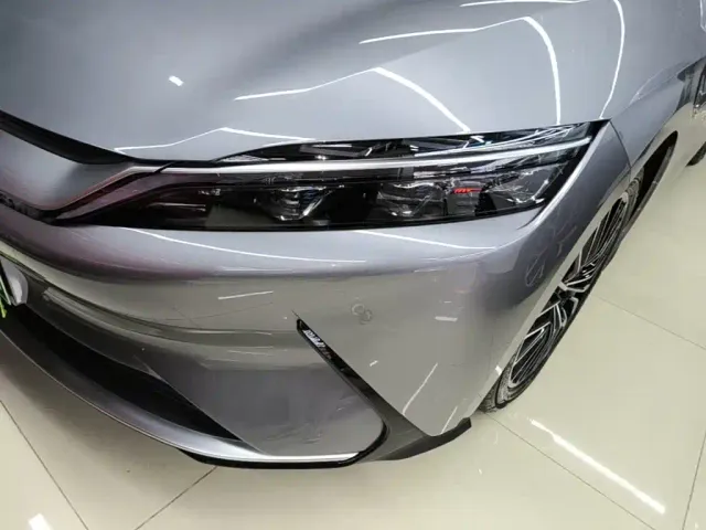 BYD Han 2020 EV Extended Range Luxury — Фото автомобиля 17