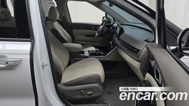 Kia Carnival 4th Gen — Фото автомобиля 16