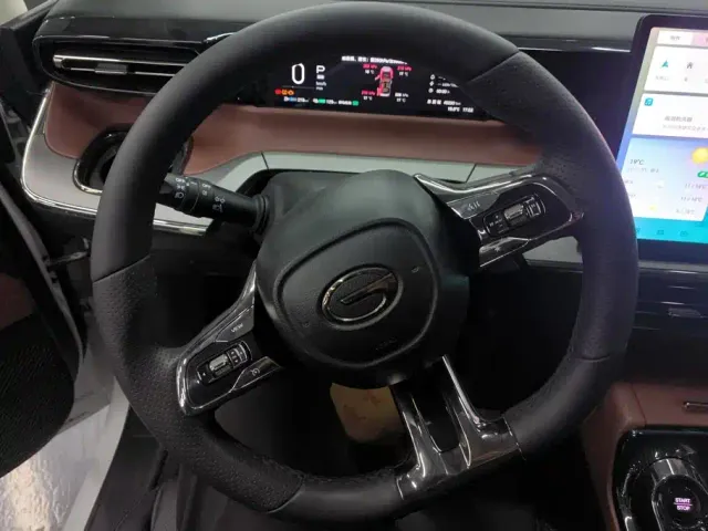 GAC Trumpchi E8 — Фото автомобиля 15