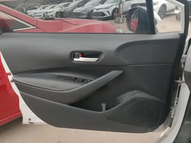 Toyota Corolla — Фото автомобиля 7