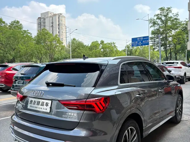 Audi Q3 — Фото автомобиля 4