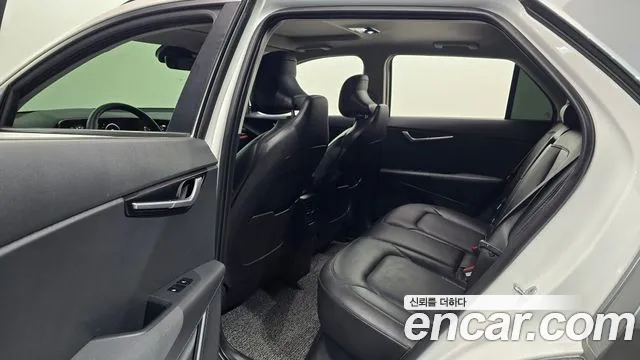 Kia Niro New — Фото автомобиля 18
