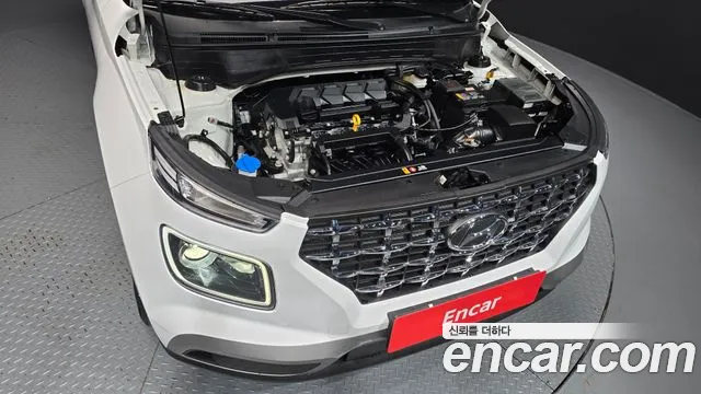 Hyundai Venue — Фото автомобиля 9
