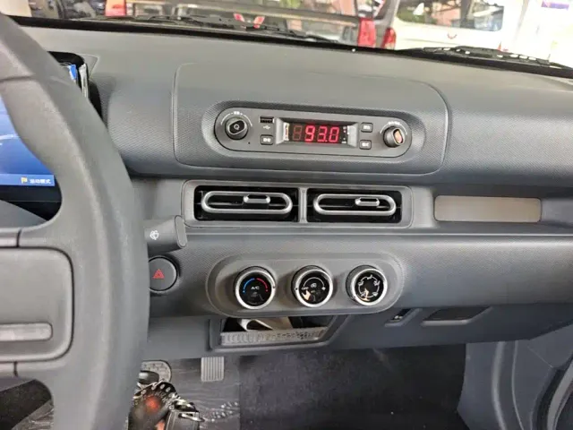 Wuling Zhiguang NEV — Фото автомобиля 8