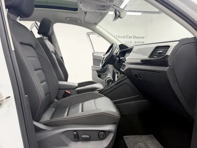 Volkswagen Tayron — Фото автомобиля 8