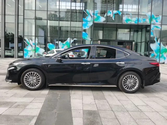 Toyota Camry — Фото автомобиля 7