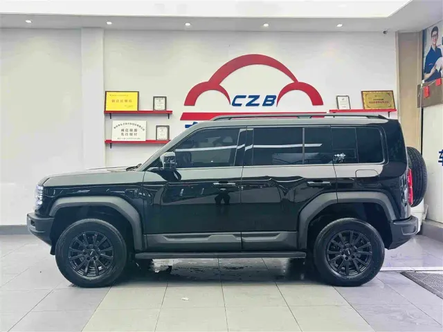 BYD FangChengBao Leopard 5 — Фото автомобиля 5