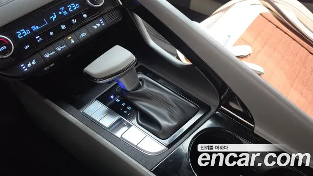 Hyundai Avante CN7 — Фото автомобиля 12