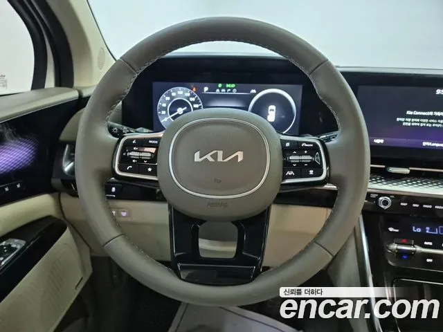 Kia Carnival Generation 4 — Фото автомобиля 9