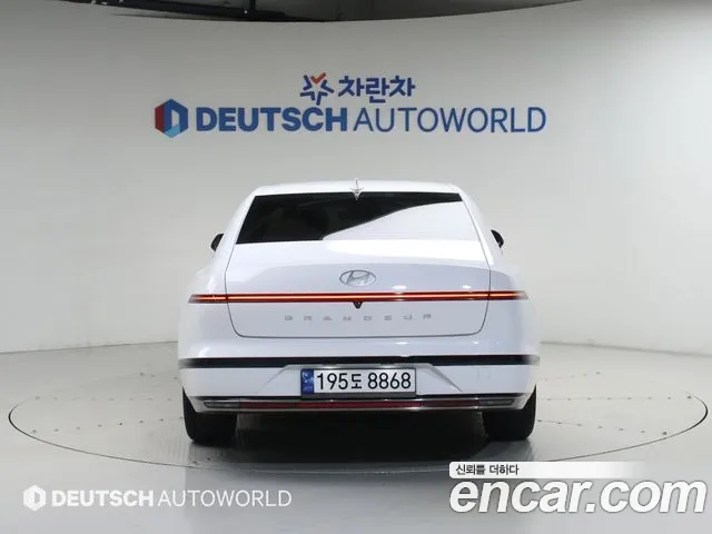 Hyundai Grandeur Grandeur (GN7) 2.5 Бензин 2WD — Фото автомобиля 4