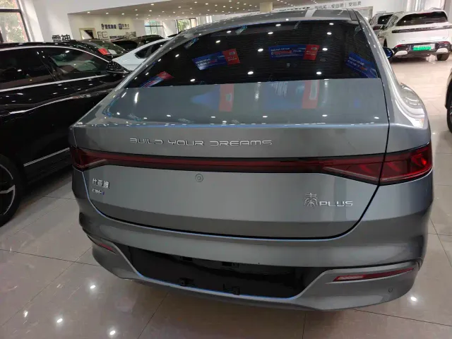 BYD Qin PLUS — Фото автомобиля 9