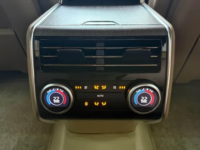 Land Rover Range Rover — Фото автомобиля 15