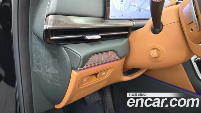 Genesis GV80 2.5T Бензин AWD — Фото автомобиля 24