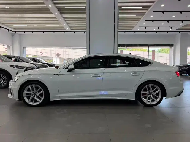 Audi A5 — Фото автомобиля 3