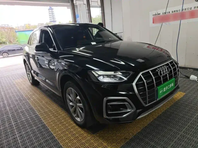Audi Q5L — Фото автомобиля 3