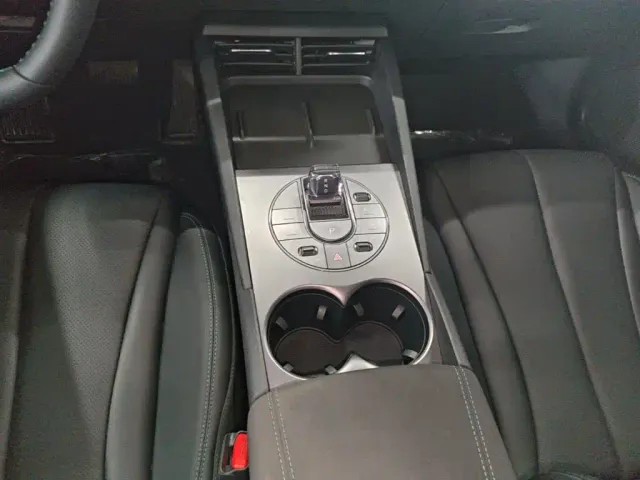 BYD Seal 06 — Фото автомобиля 13