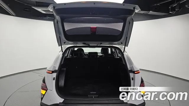 Hyundai Kona — Фото автомобиля 26