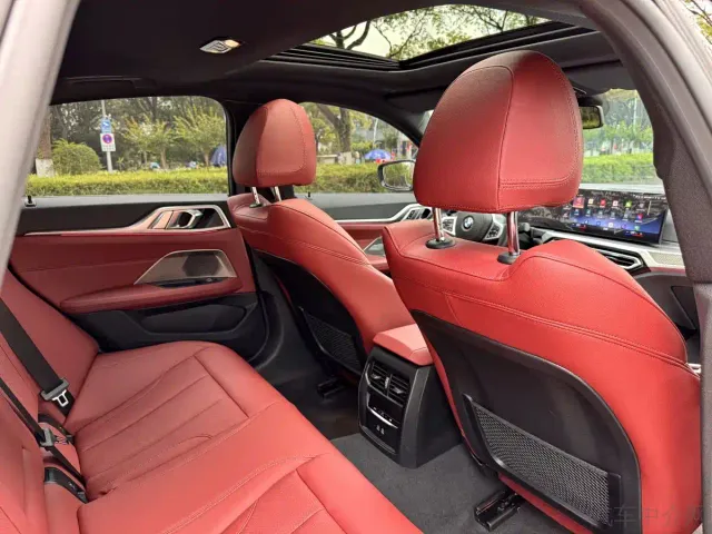 BMW 4 Series — Фото автомобиля 9