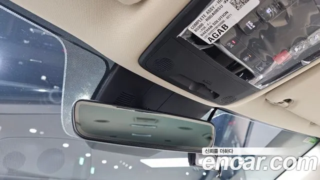 Kia Carnival Generation 4 — Фото автомобиля 26