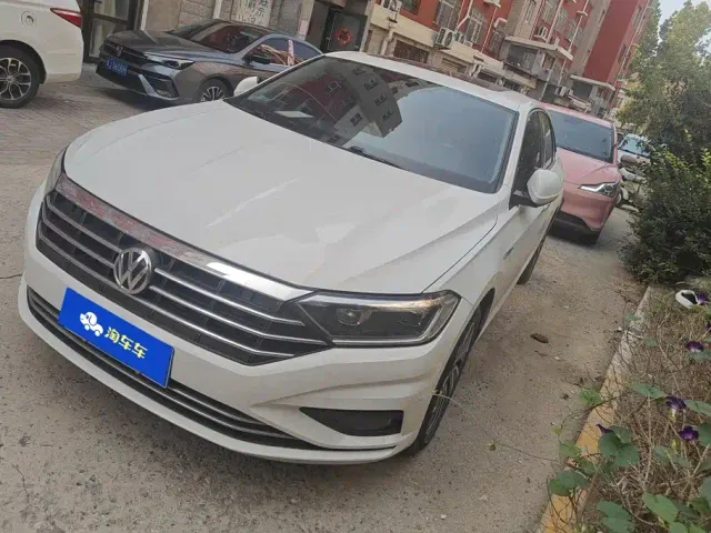 Фотография автомобиля — Volkswagen Sagitar