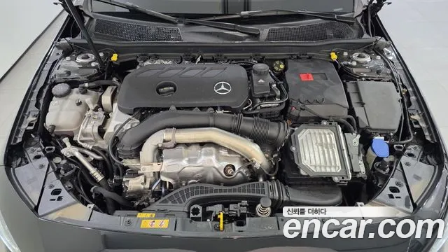 Mercedes-Benz A-Class W177 — Фото автомобиля 6