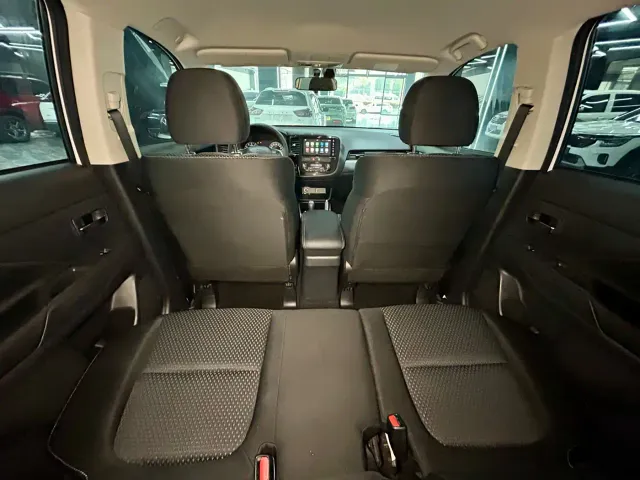 Mitsubishi Outlander — Фото автомобиля 27