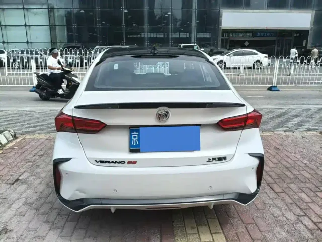 Buick Verano — Фото автомобиля 3