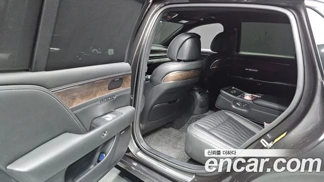 Genesis G90 RS4 — Фото автомобиля 16