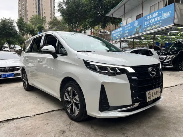 GAC Trumpchi M6 — Фото автомобиля 3