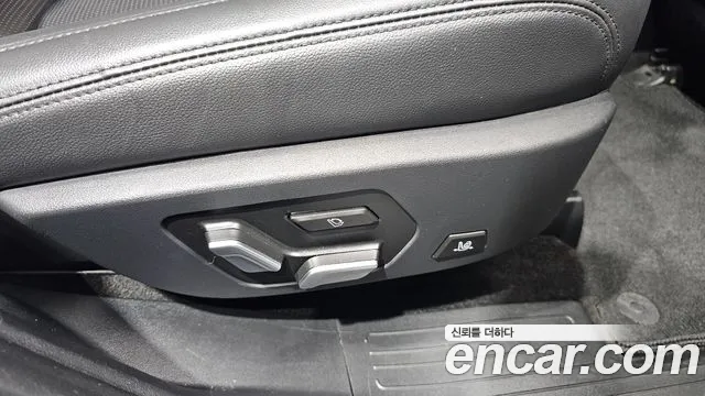 Hyundai Santafe — Фото автомобиля 25