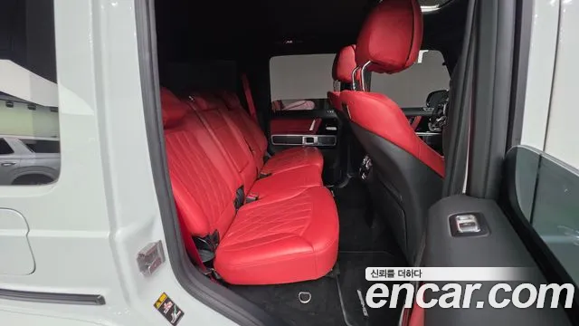 Mercedes-Benz G-Class — Фото автомобиля 19