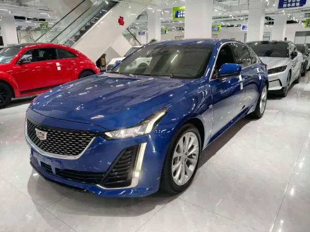 Фотография автомобиля — Cadillac CT5