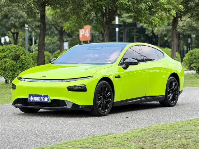 Xpeng P7 — Фото автомобиля 4