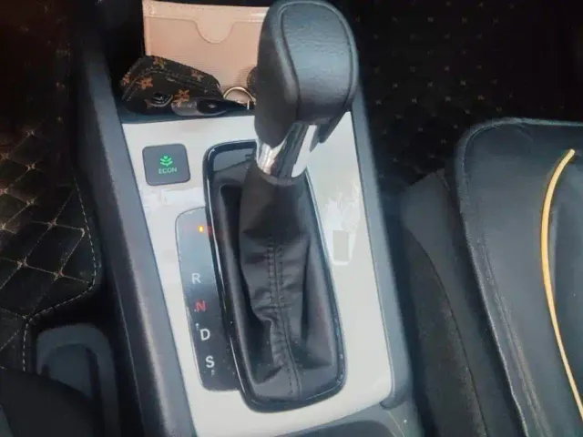 Honda Fit — Фото автомобиля 16