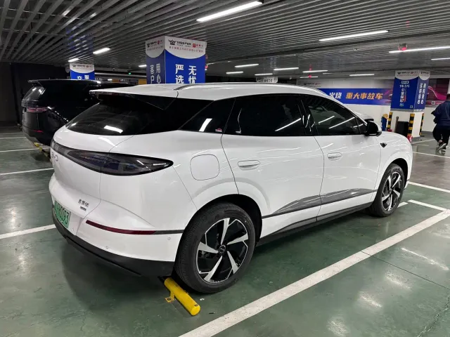 BYD Sealion 06 — Фото автомобиля 5