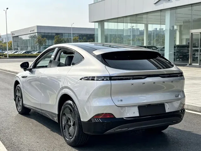 Xpeng G6 — Фото автомобиля 7