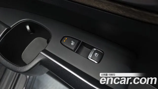 Kia Sorento Sorento 4-е поколение Бензин 2.5T 2WD — Фото автомобиля 18