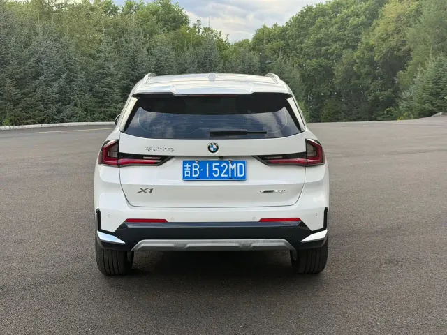 BMW X1 — Фото автомобиля 5