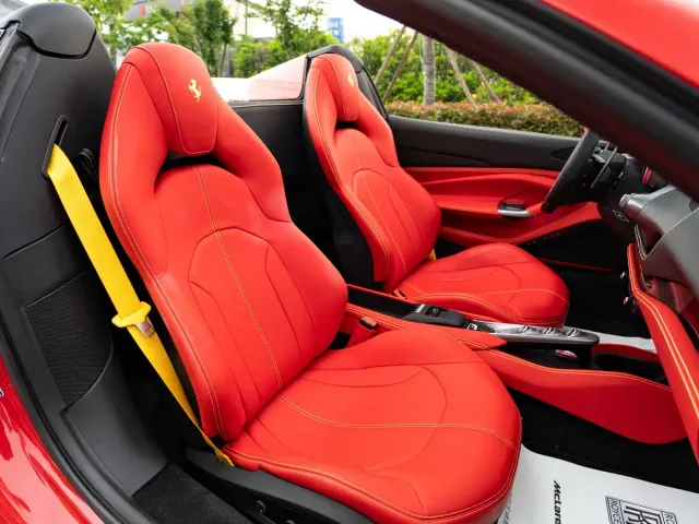 Ferrari F8 — Фото автомобиля 8