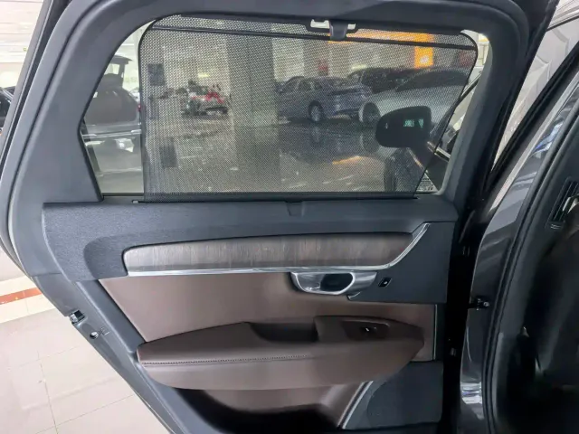 Volvo V90 — Фото автомобиля 21