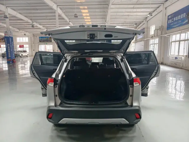 Toyota Corolla Cross — Фото автомобиля 7