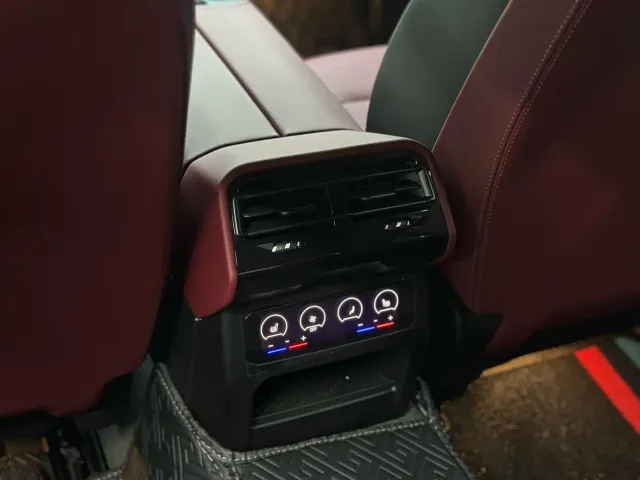 BMW 5 Series — Фото автомобиля 22