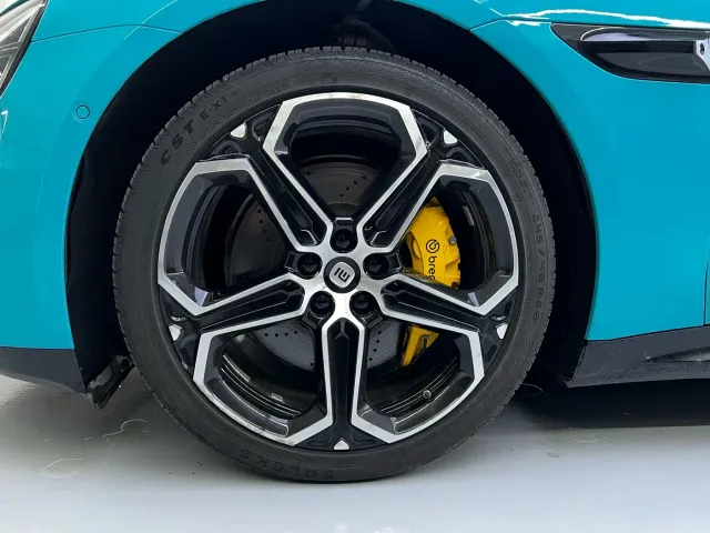 Xiaomi SU7 — Фото автомобиля 9