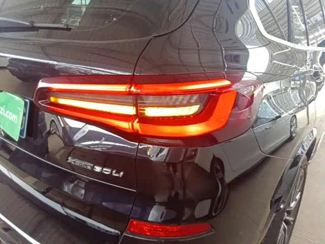 BMW X5 — Фото автомобиля 7